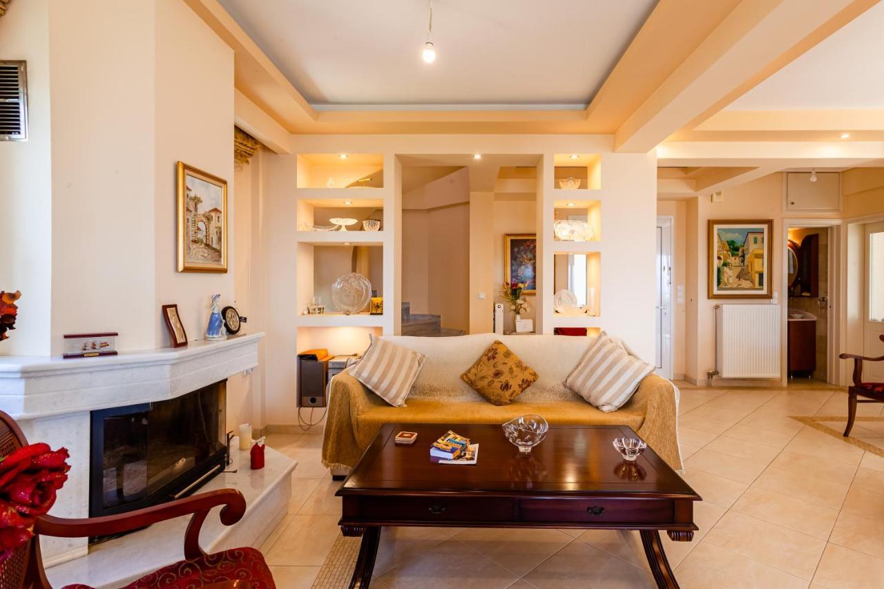 Verga Majestic Sunsets - Elegant & Secluded Retreat Kalamata Zewnętrze zdjęcie