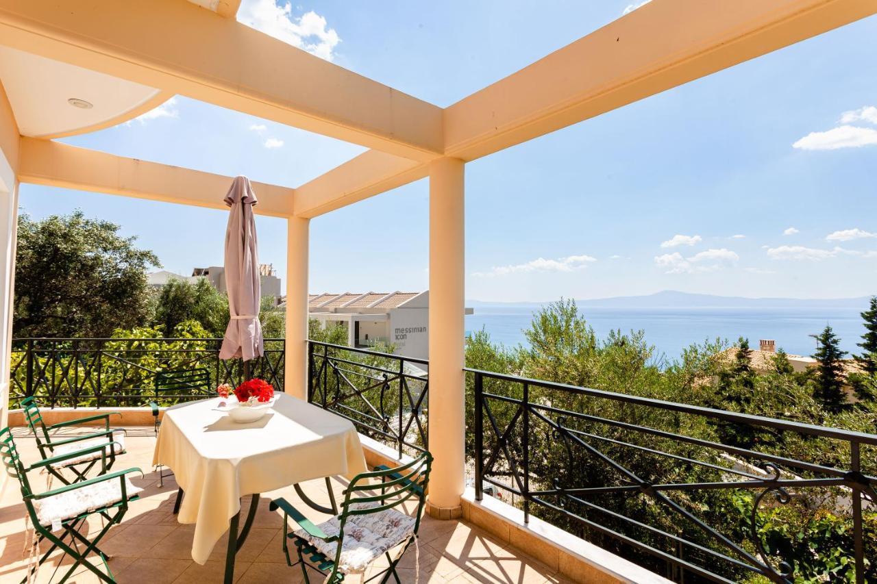 Verga Majestic Sunsets - Elegant & Secluded Retreat Kalamata Zewnętrze zdjęcie