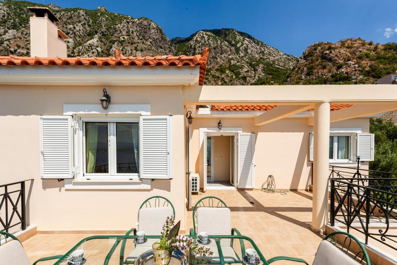 Verga Majestic Sunsets - Elegant & Secluded Retreat Kalamata Zewnętrze zdjęcie
