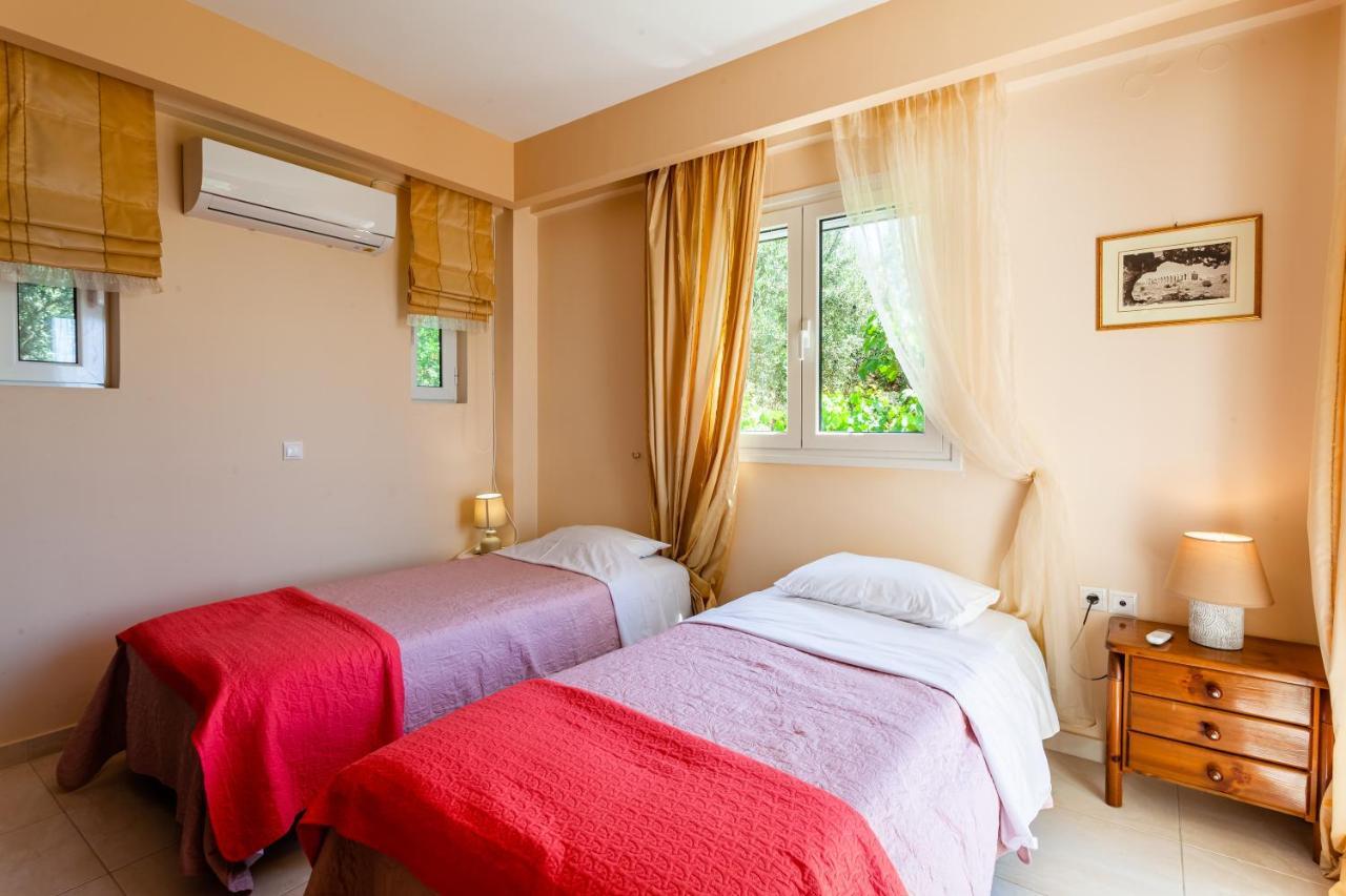 Verga Majestic Sunsets - Elegant & Secluded Retreat Kalamata Zewnętrze zdjęcie